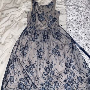 Mod Cloth Midi Dress